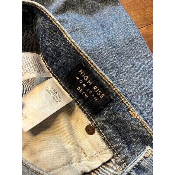 Lucky Brand High Rise Mom Jean Drew Ankle Size 2/26 - Picture 3 of 9